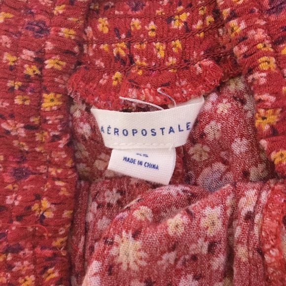 shorts that look like a skirt when put on - Picture 2 of 3